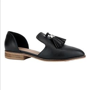 Vici Carter Tassel D’orsay Flats